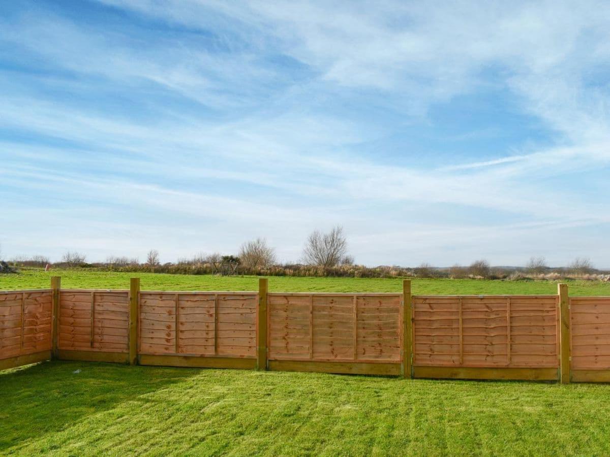 Rural 3 Bedroom House, Newport - The Lifeboat Porchfield  Exterior foto